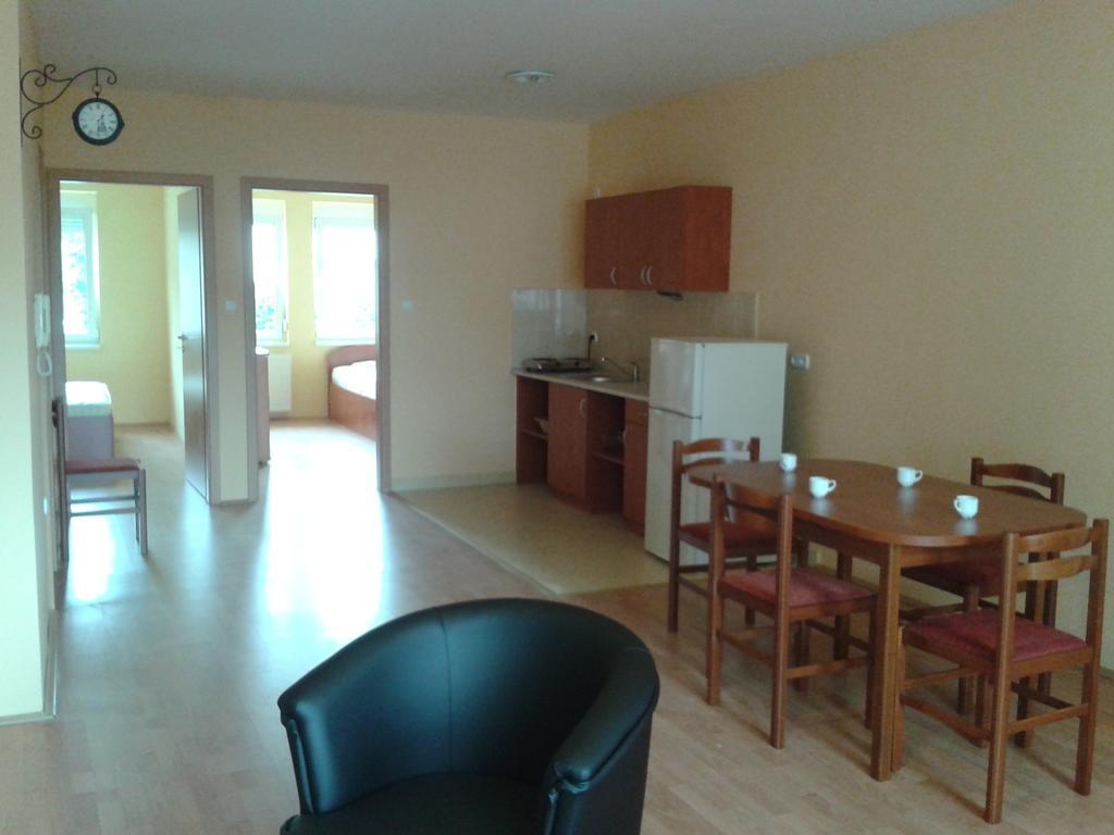 Kotany Apartman Harkany Exterior photo