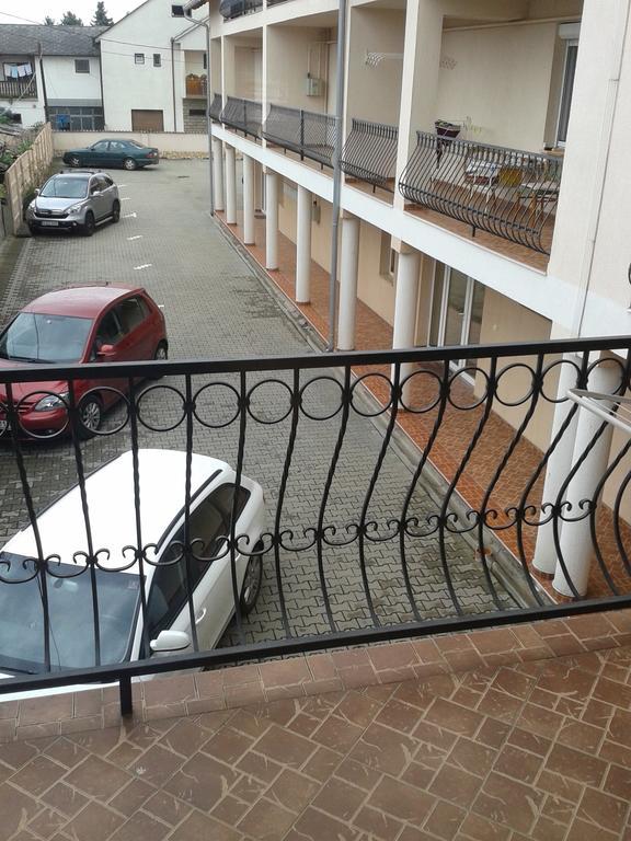 Kotany Apartman Harkany Exterior photo